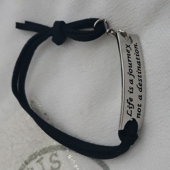 "Life Is A Journey Not A Destination"  Black Bracelet - Picture 1 of 4